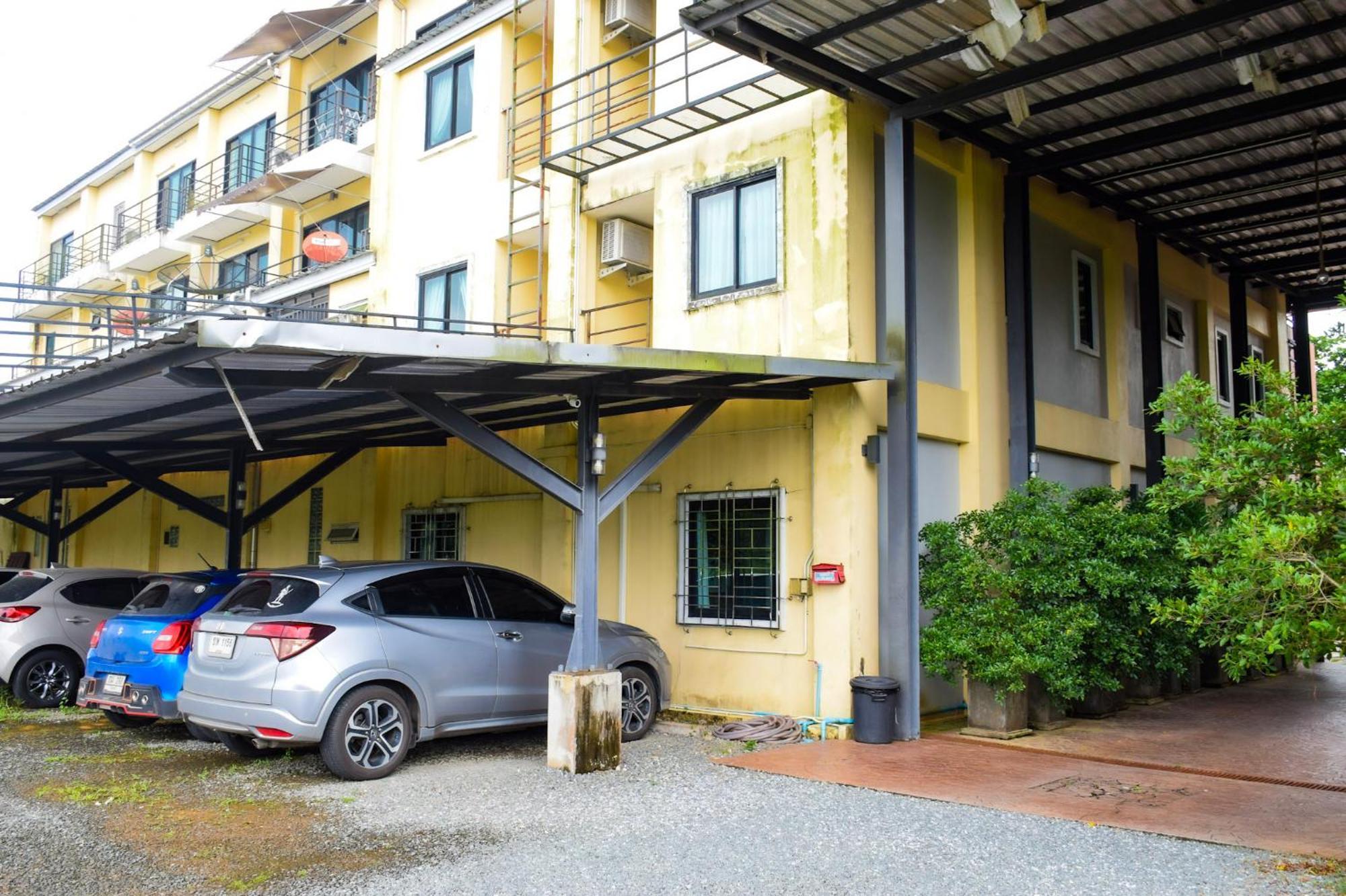 Hotel Chivapuri Trat Esterno foto